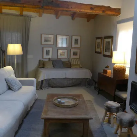 Escapada Romántica En Casa De Piedra Con Encanto